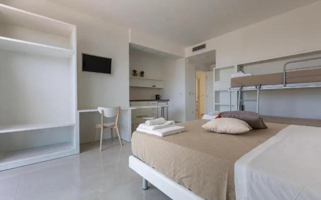 Stella Del Mare Residence