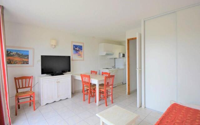 Maison Salavas, 3 pièces, 6 personnes - FR-1-382-136