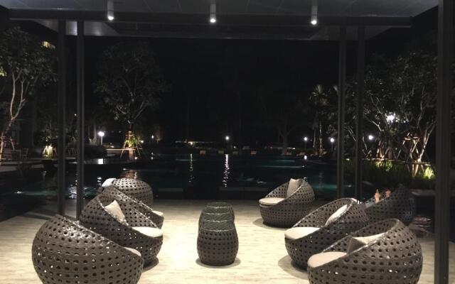 Lumpini Park Beach Cha-Am Seaview A01-207