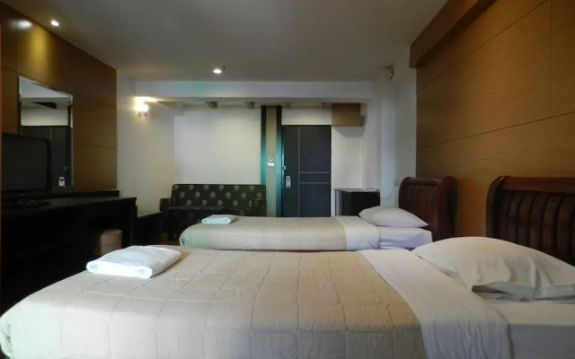 Nana Tai Suite