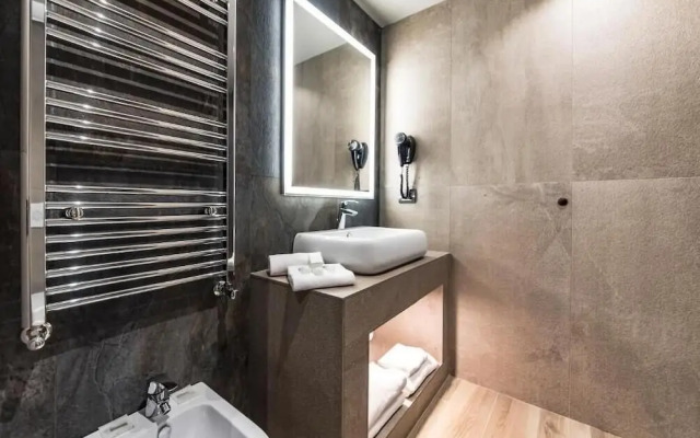 Joy 124 Hotel Milano