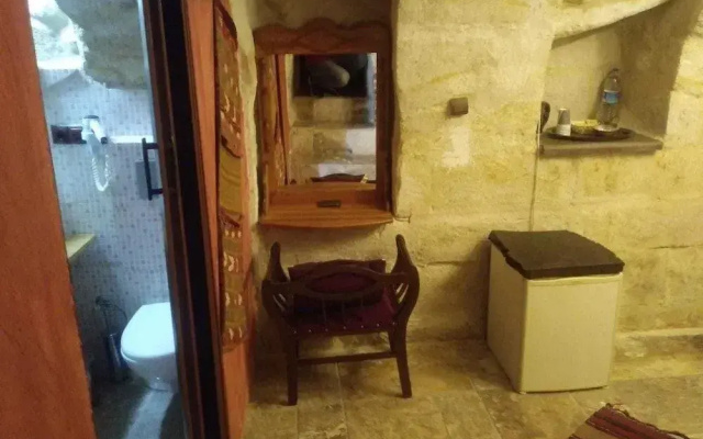 Naturels Cave House