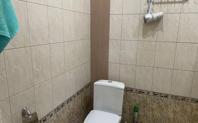 Апартаменты на переулке Яновского 2