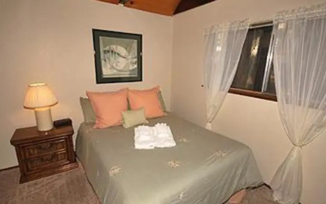 RedAwning June Way Holiday home 2