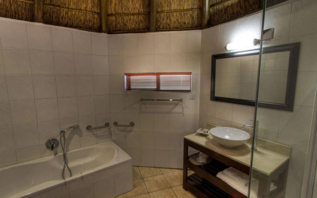 Tladi Lodge