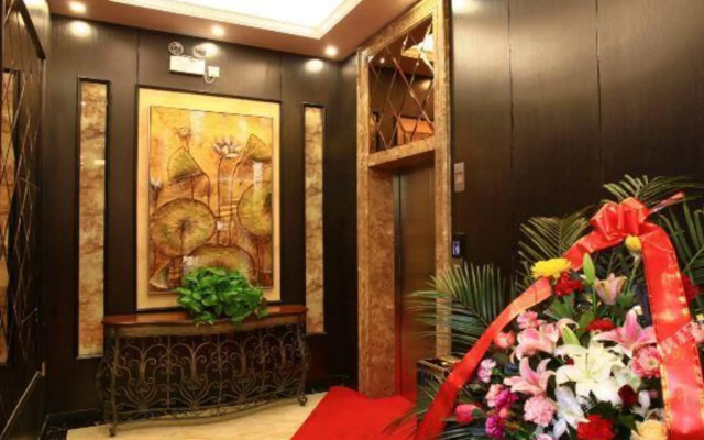 Xilong Hotel (Jiamusi Railway Station Store)