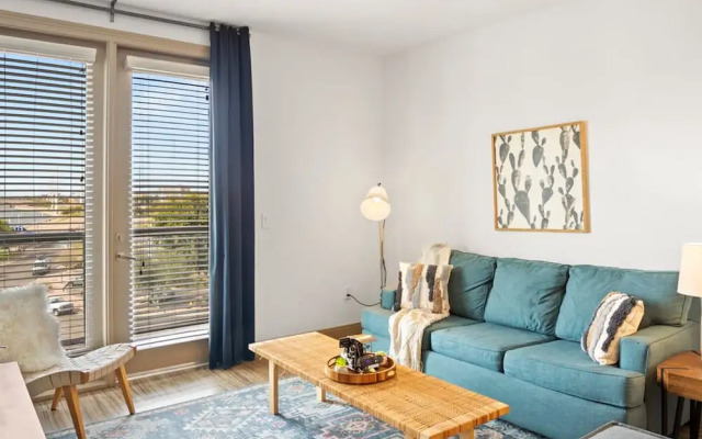 Modern Town Lake Penthouse by Cozysuites