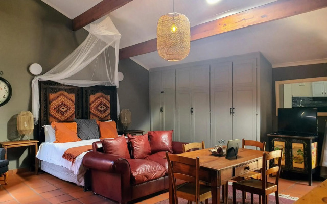 Waterhouse Guest Lodges 295 Indus Street