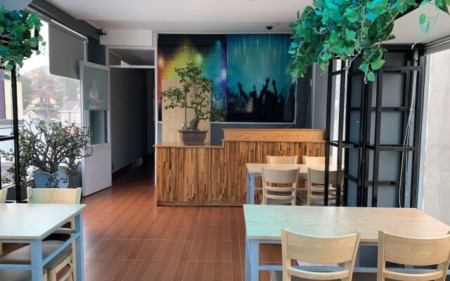 Moon Light Hostel