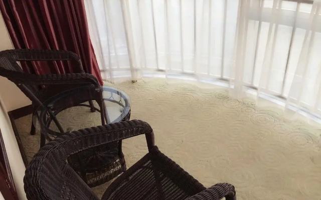 Golmud Love Travel Hostel