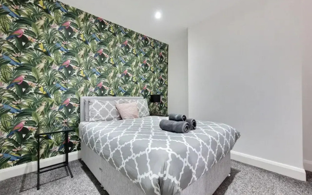 Dysa Promenade Apartments