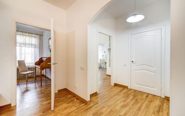 Home4day Sunny City Central Flat