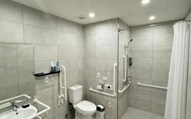 COMMA Boutique Hotel