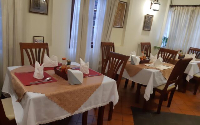 Avilla Phasouk Hotel