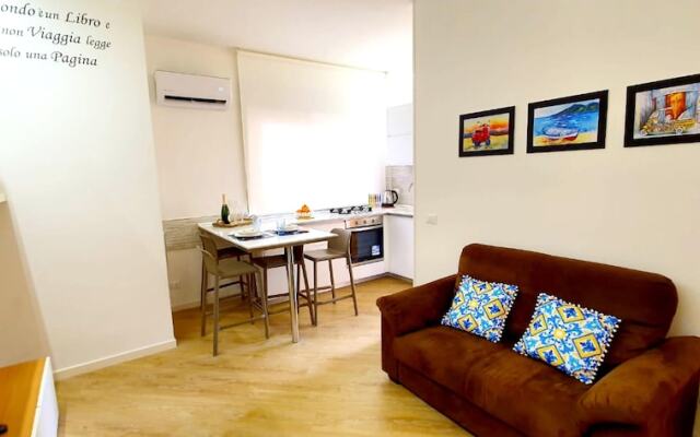 Apartment with One Bedroom in Palermo, with Wonderful City View, Furnished Balcony And Wifi - 7 Km From the Beach