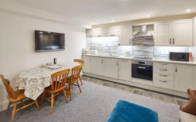 Host Stay Rockpools
