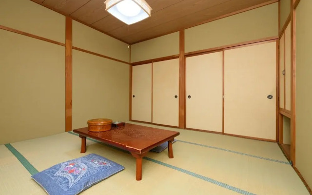OYO Ryokan Ryosou Minato Sado