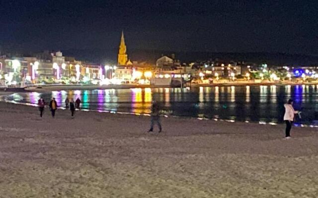 Stunning sea Views From Apartment in Weymouth