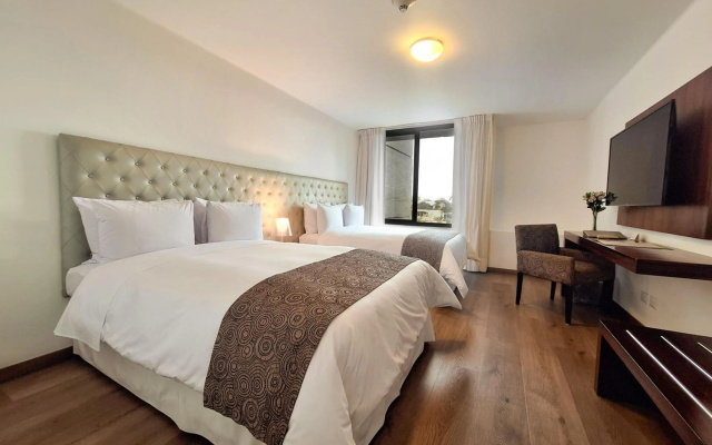 NM Lima Hotel