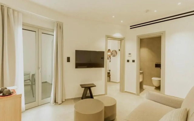 Opal Paros