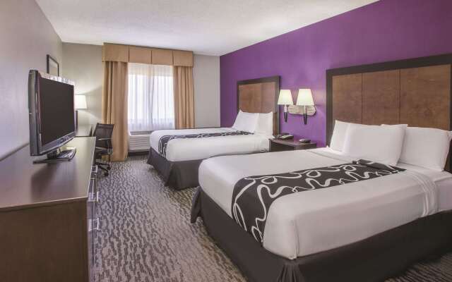 La Quinta Inn & Suites by Wyndham Erie