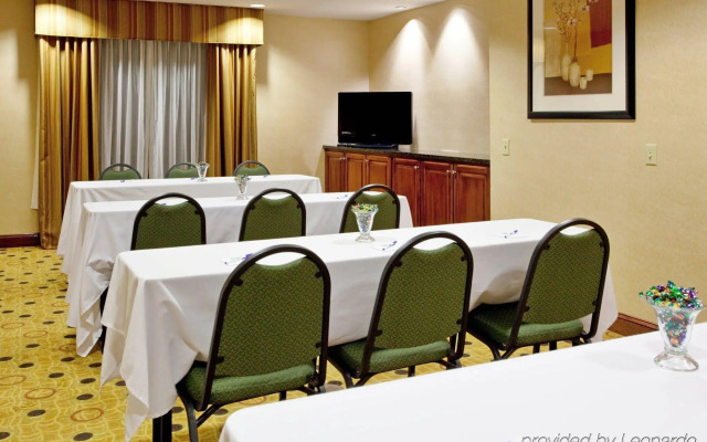 Holiday Inn Express Hotel & Suites Hardeeville - Hilton Head