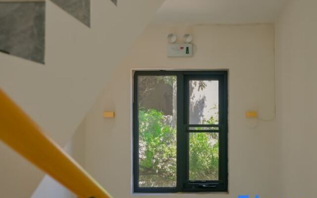 Xiangjian Shiguang Homestay (Luoqi Ancient City Cross Street Branch)