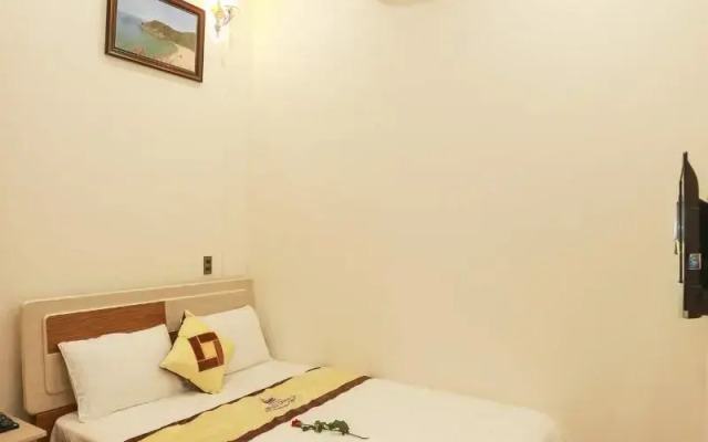 Trieu Dang Hotel