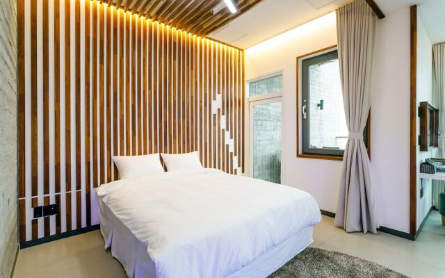 Windmill 108 Poolvilla
