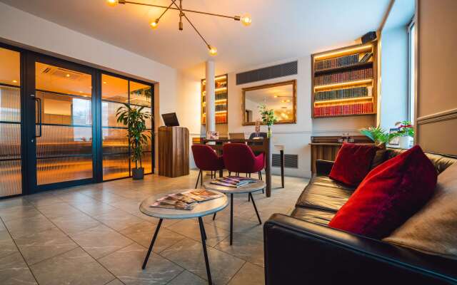 Euston Square Hotel