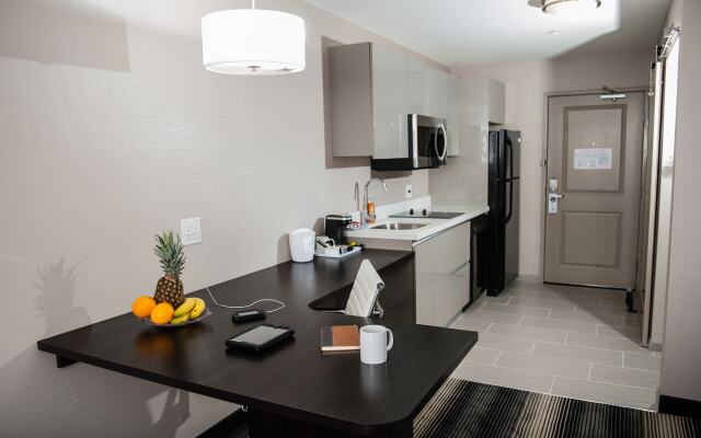 Western Star All Suites Signature Hotel