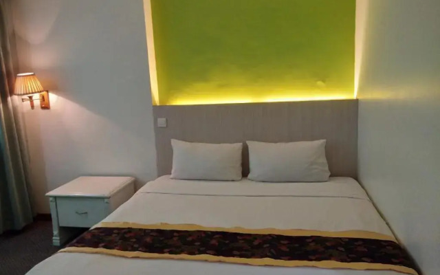 Kingston Hotel