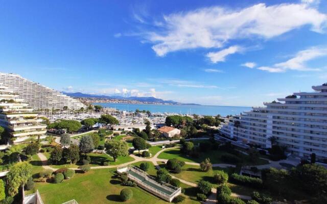 Appartement Villeneuve-Loubet, 1 pièce, 4 personnes - FR-1-252A-27