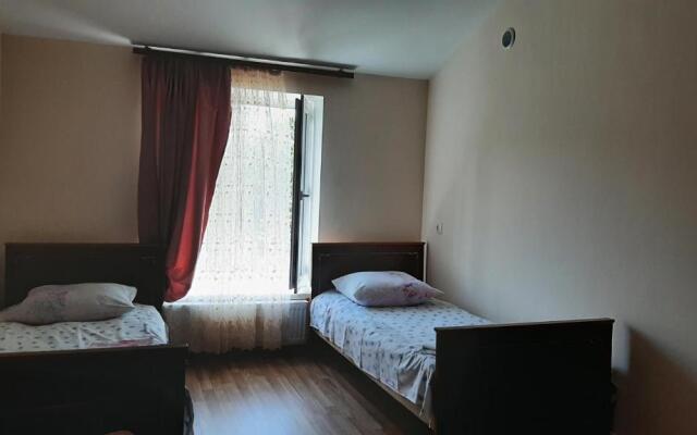 Garni family house B&B