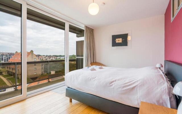 Refurbished comfortable app 1min from the sea