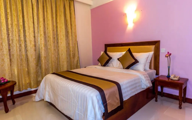 Angkor Riverside Hotel