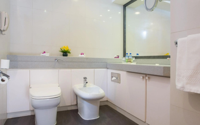 Millennium Plaza Downtown Hotel