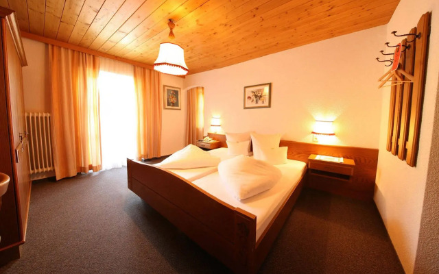 Pension Tirol