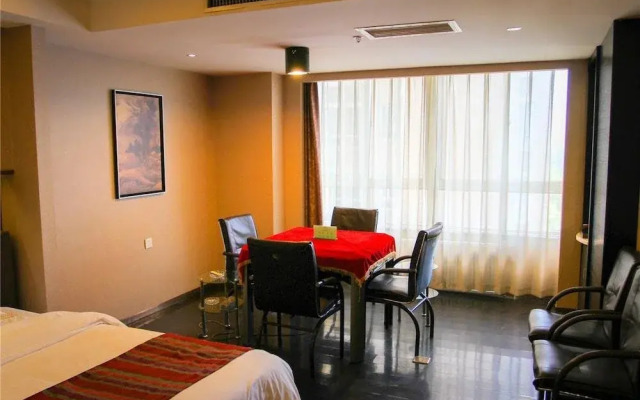 Sancana Holiday Inn