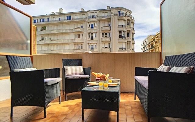 Cardeline Terrasse by Nestor&Jeeves