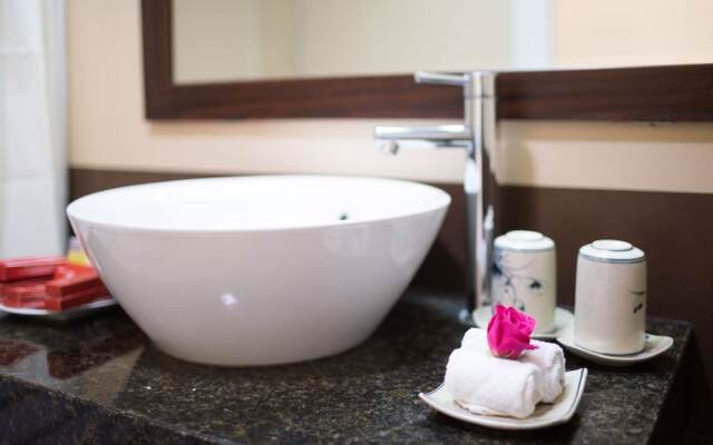 Silk Flower Hotel & Spa