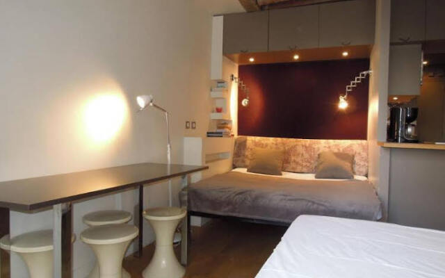 Urban Flat 174 - Vuitton St Denis