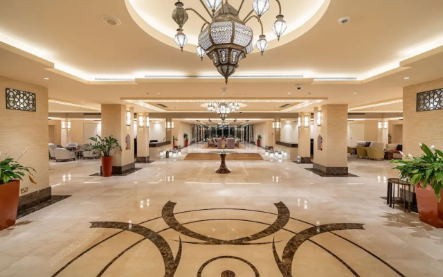 Stunning 2BR Apt Palm Jumeirah