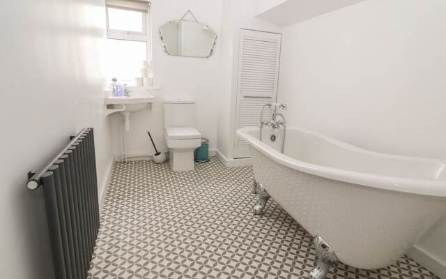 11 Seabreeze, Llandudno