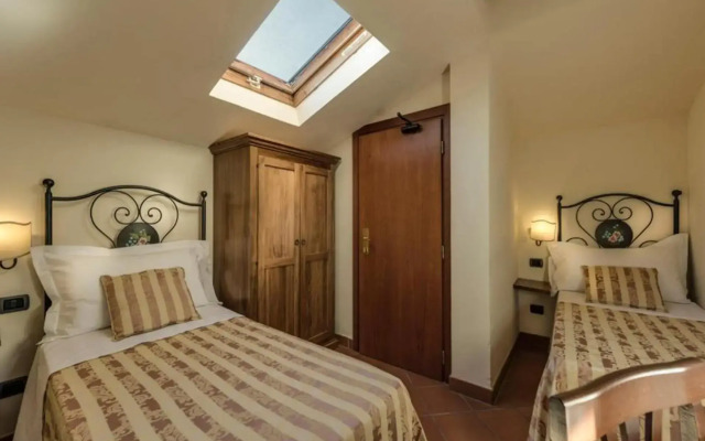 Hotel Casolare Le Terre Rosse