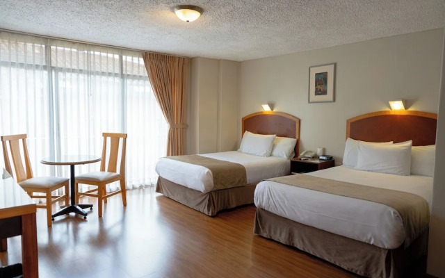 Santa Monica Hotel