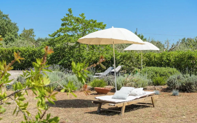 Marie Maison Salinola