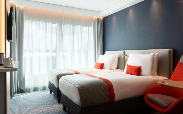 Holiday Inn Express Amsterdam - North Riverside by IHG - Image 5