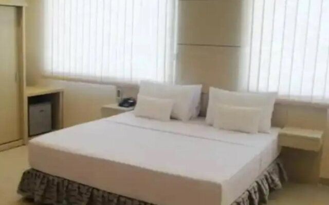 D'Blitz Hotel