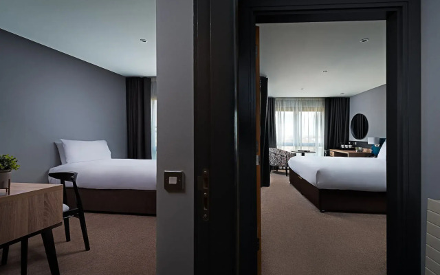 The George Limerick Hotel